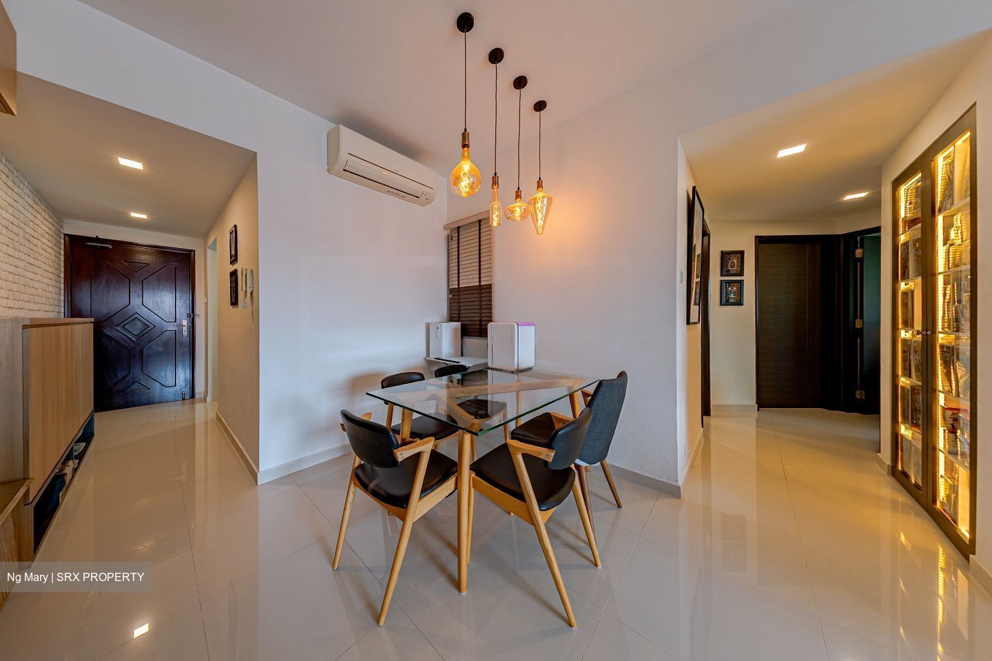 Stratford Court (D16), Condominium #561383041